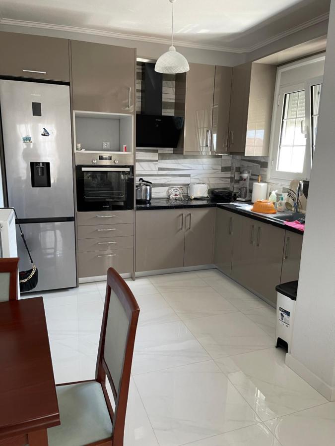 2-Bedroom Luxury Family Home Flogita Exteriör bild